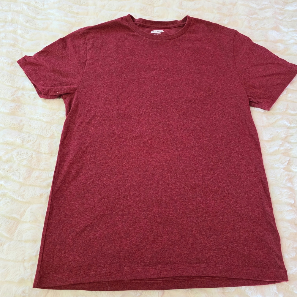 Old Navy Men's Maroon Short Sleeve Tee